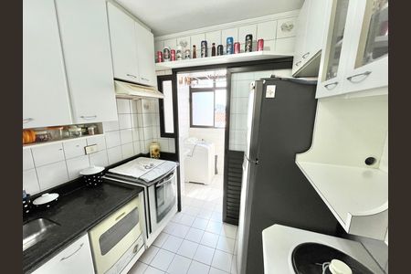 Apartamento à venda com 56m², 2 quartos e 1 vagaCozinha