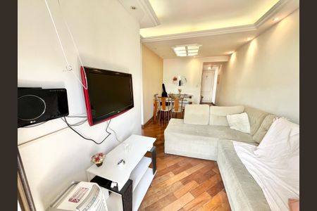 Apartamento à venda com 56m², 2 quartos e 1 vagaSala