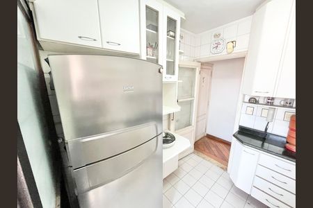 Apartamento à venda com 56m², 2 quartos e 1 vagaCozinha