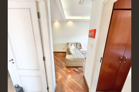 Apartamento à venda com 56m², 2 quartos e 1 vagaCorredor