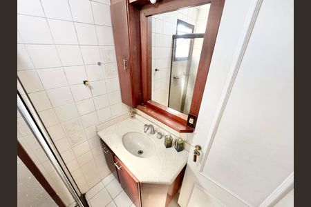 Apartamento à venda com 56m², 2 quartos e 1 vagaBanheiro