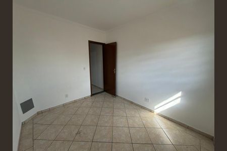 Quarto 02 de apartamento para alugar com 2 quartos, 60m² em Taguatinga Norte , Brasília