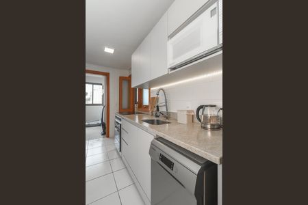 Apartamento à venda com 76m², 2 quartos e 2 vagasCozinha