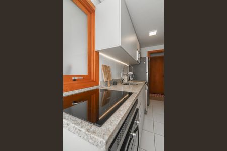 Apartamento à venda com 76m², 2 quartos e 2 vagasCozinha