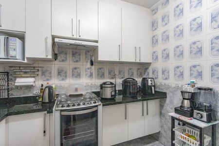 Casa à venda com 120m², 3 quartos e 2 vagasCozinha 