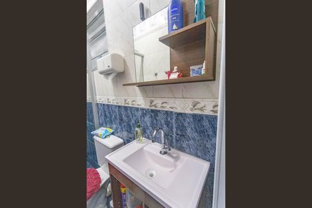 Casa à venda com 120m², 3 quartos e 2 vagasBanheiro 2