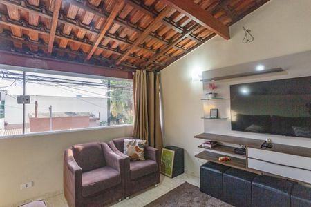 Casa à venda com 120m², 3 quartos e 2 vagasSala 