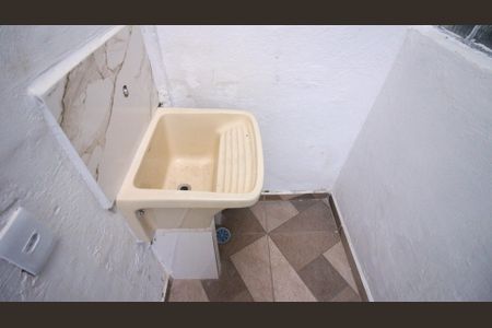 Área de Serviço de kitnet/studio para alugar com 1 quarto, 20m² em Vila Olinda, São Paulo