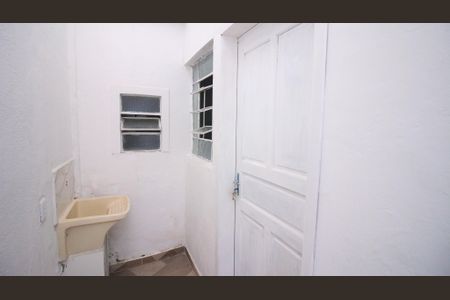 Área de Serviço de kitnet/studio para alugar com 1 quarto, 20m² em Vila Olinda, São Paulo