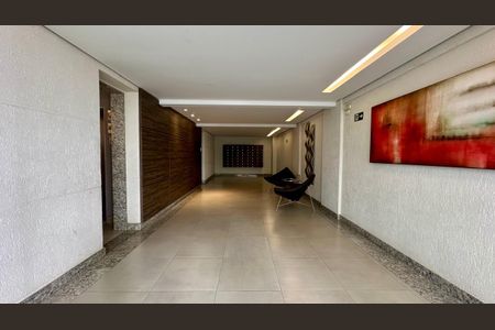 Apartamento à venda com 95m², 4 quartos e 2 vagasHall social 