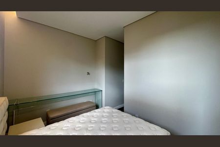 Apartamento à venda com 95m², 4 quartos e 2 vagasQuarto 