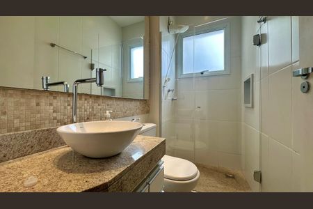 Apartamento à venda com 95m², 4 quartos e 2 vagasBanheiro 