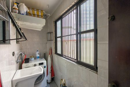 Apartamento para alugar com 62m², 2 quartos e 1 vagaÁrea de Serviço