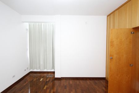 Apartamento para alugar com 110m², 3 quartos e 1 vagaQuarto 3 - Suíte