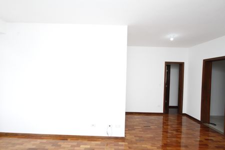 Apartamento para alugar com 110m², 3 quartos e 1 vagaSala