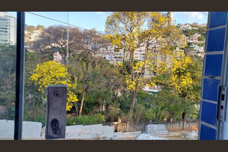 Apartamento para alugar com 110m², 3 quartos e 1 vaga Apartamento para alugar com 110m², 3 quartos e 1 vagaVista da Rua