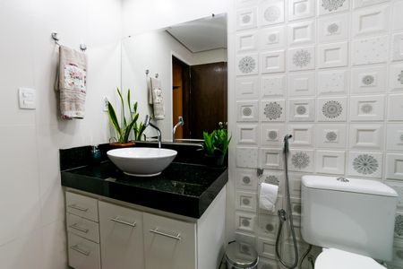 Apartamento à venda com 101m², 3 quartos e 2 vagasBanheiro Social