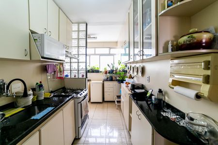 Apartamento à venda com 101m², 3 quartos e 2 vagasCozinha