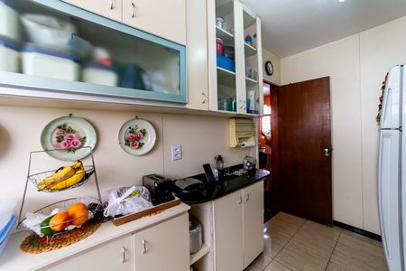 Apartamento à venda com 101m², 3 quartos e 2 vagasCozinha
