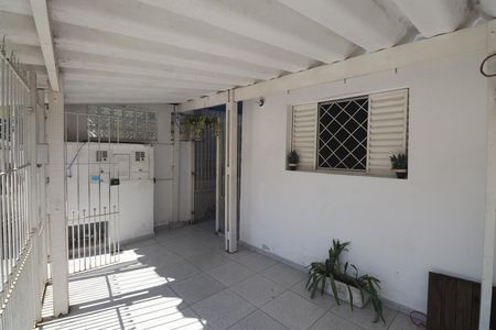 Casa para alugar com 110m², 2 quartos e 1 vaga Casa para alugar com 110m², 2 quartos e 1 vagaGaragem