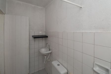 Casa para alugar com 110m², 2 quartos e 1 vaga Casa para alugar com 110m², 2 quartos e 1 vagaBanheiro 2 casa 2