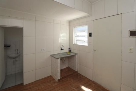 Casa para alugar com 110m², 2 quartos e 1 vaga Casa para alugar com 110m², 2 quartos e 1 vagaCozinha casa 2