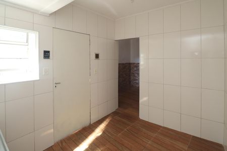 Casa para alugar com 110m², 2 quartos e 1 vaga Casa para alugar com 110m², 2 quartos e 1 vagaCozinha casa 2