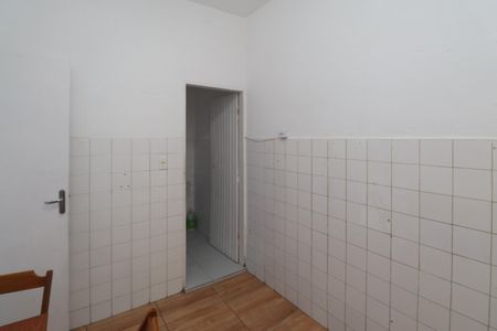 Casa para alugar com 110m², 2 quartos e 1 vaga Casa para alugar com 110m², 2 quartos e 1 vagaCozinha casa 1