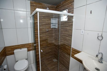 Casa para alugar com 45m², 2 quartos e 3 vagasBanheiro