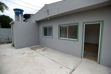 Casa para alugar com 45m², 2 quartos e 3 vagasQuintal