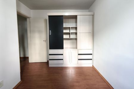 Quarto 1 de apartamento para alugar com 2 quartos, 45m² em Vila Carminha, Campinas