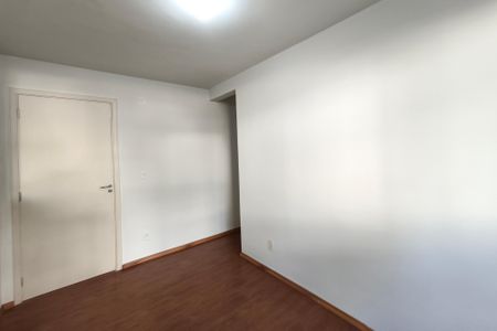 Sala de apartamento para alugar com 2 quartos, 45m² em Vila Carminha, Campinas
