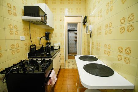 Cozinha de apartamento para alugar com 1 quarto, 35m² em Aviação, Praia Grande