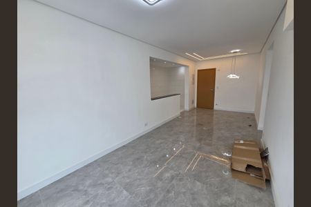 Apartamento para alugar com 85m², 2 quartos e 1 vagaSala