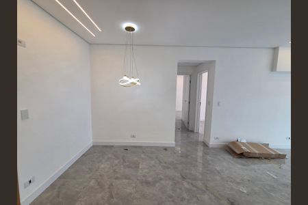 Apartamento para alugar com 85m², 2 quartos e 1 vagaSala