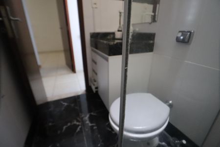 Casa para alugar com 60m², 2 quartos e 2 vagasBanheiro