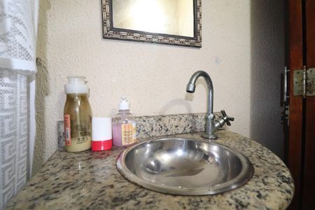 Casa à venda com 116m², 2 quartos e 2 vagasLavabo