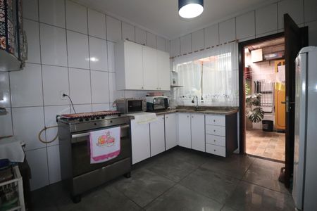 Casa à venda com 116m², 2 quartos e 2 vagasCozinha