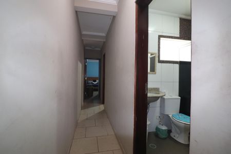 Casa à venda com 116m², 2 quartos e 2 vagasCorredor dos Quartos