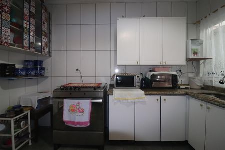 Casa à venda com 116m², 2 quartos e 2 vagasCozinha