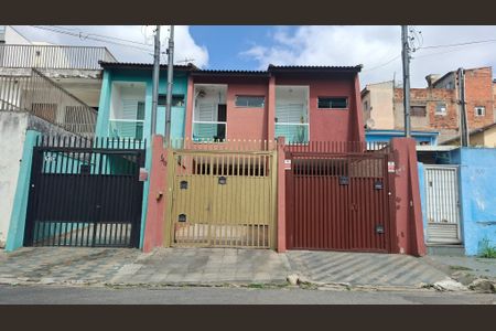 Casa à venda com 116m², 2 quartos e 2 vagasFachada