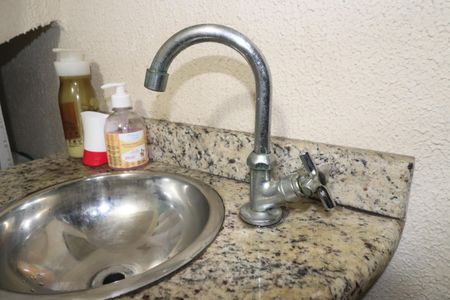 Casa à venda com 116m², 2 quartos e 2 vagasLavabo