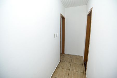 Casa para alugar com 60m², 2 quartos e 2 vagasCorredor