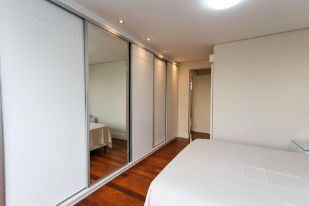 Apartamento para alugar com 127m², 2 quartos e 2 vagassuíte 2