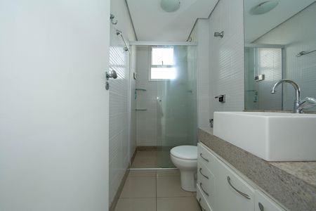 Apartamento à venda com 65m², 2 quartos e 2 vagas Apartamento à venda com 65m², 2 quartos e 2 vagasBANHEIRO2