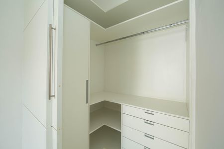 Apartamento à venda com 65m², 2 quartos e 2 vagas Apartamento à venda com 65m², 2 quartos e 2 vagasCLOSET