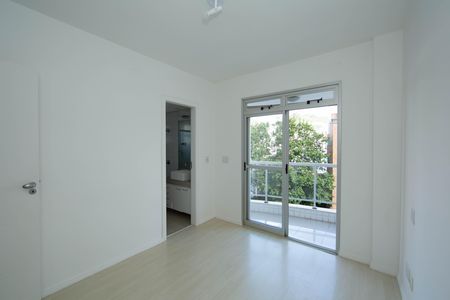Apartamento à venda com 65m², 2 quartos e 2 vagas Apartamento à venda com 65m², 2 quartos e 2 vagasQUARTO2