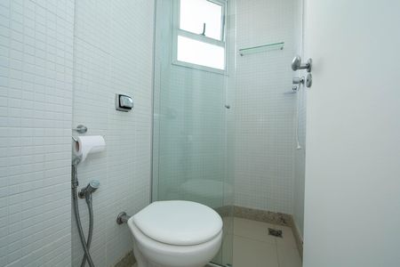 Apartamento à venda com 65m², 2 quartos e 2 vagas Apartamento à venda com 65m², 2 quartos e 2 vagasBANHEIRO1
