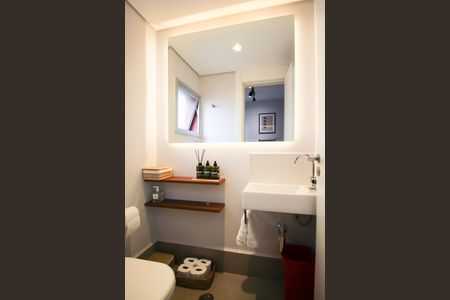 Lavabo de apartamento à venda com 2 quartos, 84m² em Itaim Bibi, São Paulo