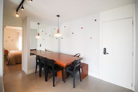 Sala de apartamento à venda com 2 quartos, 84m² em Itaim Bibi, São Paulo